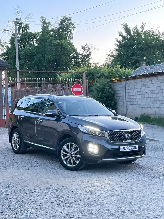 Kia Sorento 2016 · 2.0 AT