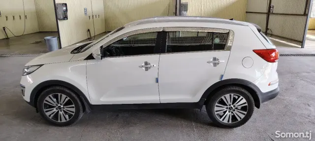 Kia Sportage 2014 · AT