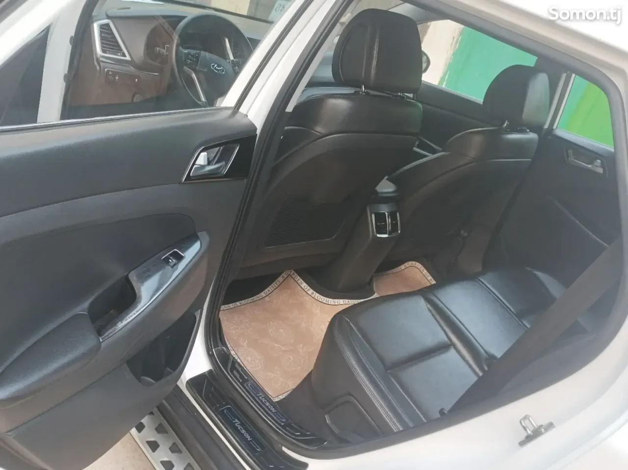 Hyundai Tucson 2017 · 1.6 AT