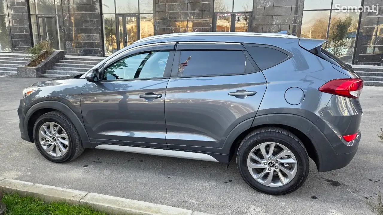 Hyundai Tucson 2018 · 2.0 AT