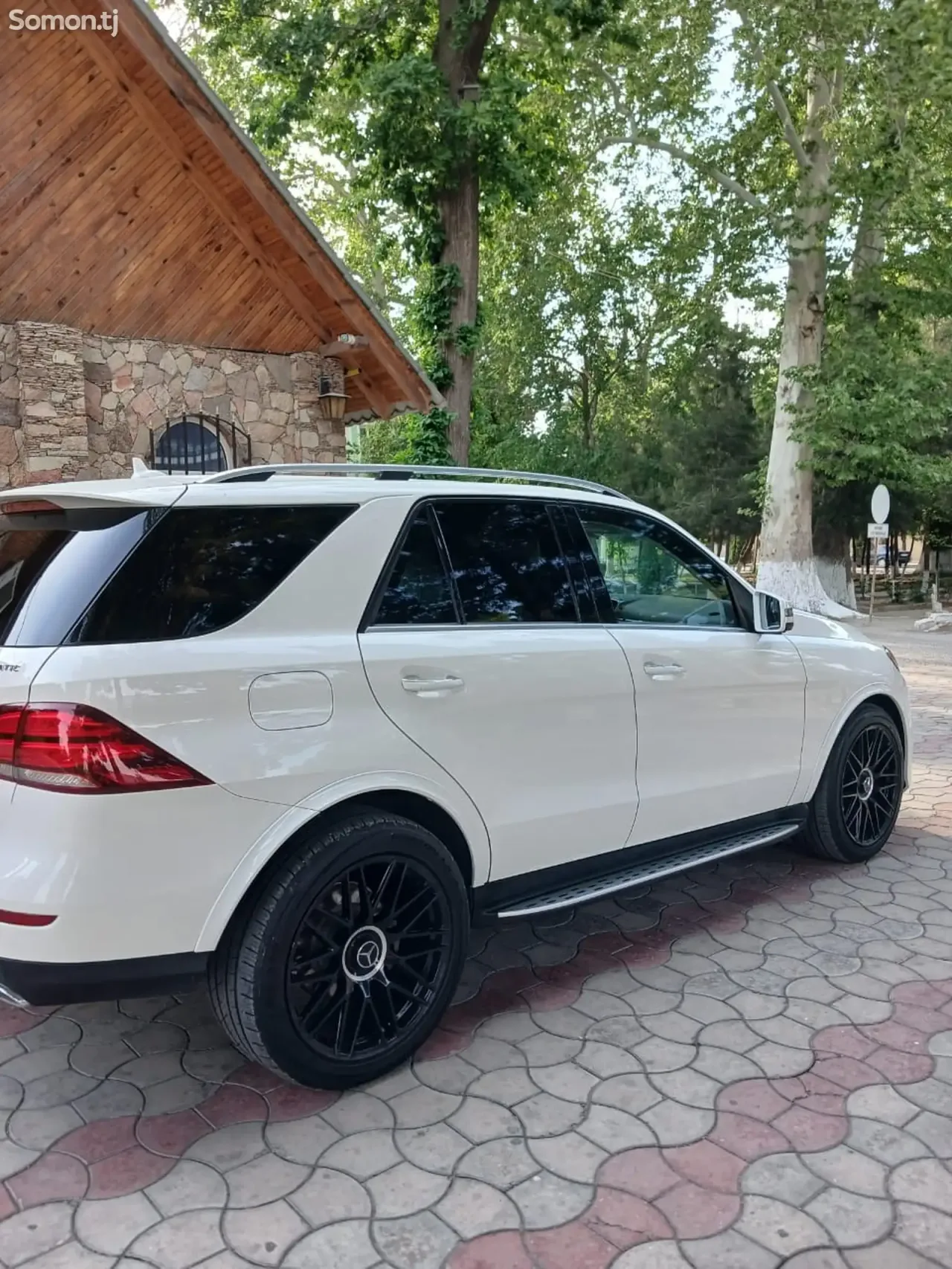 Mercedes-Benz GLE class 2018 · 3.5 AT