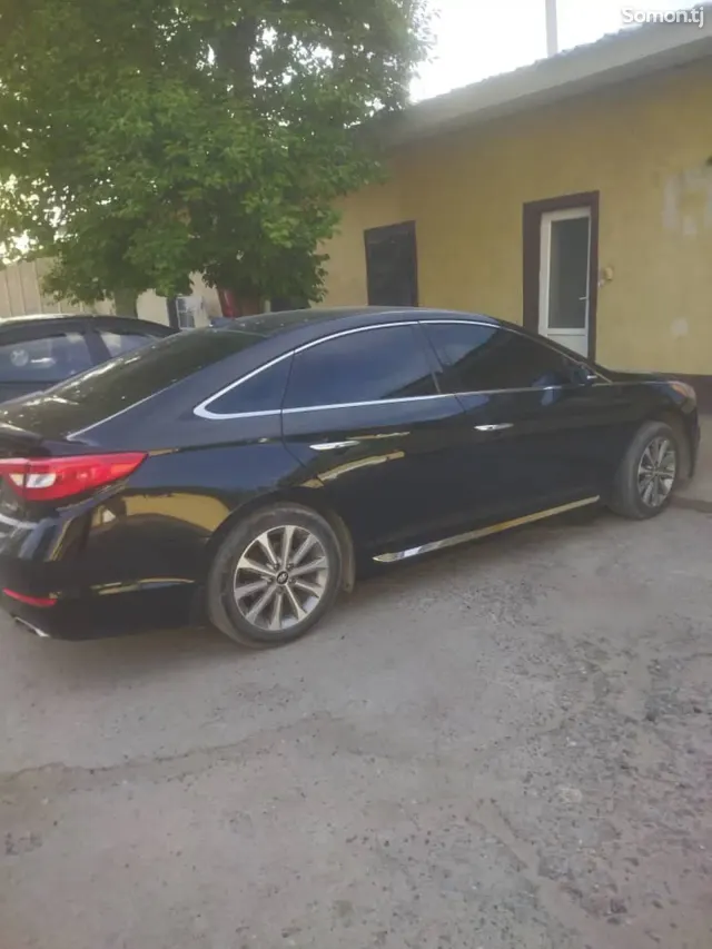 Hyundai Sonata 2016 · 2.0 AT