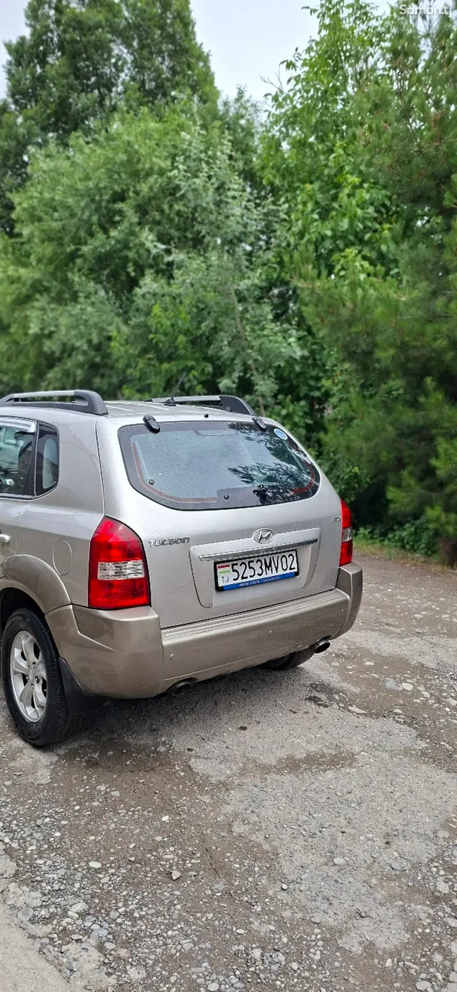 Hyundai Tucson 2009 · 2.0 AT