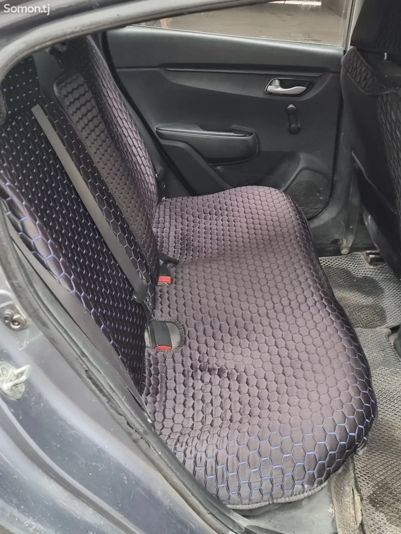 Kia Rio 2019 · 1.4 MT
