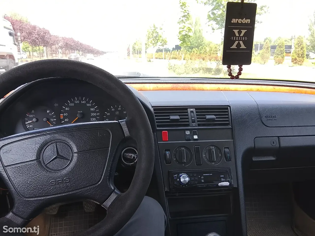 Mercedes-Benz C class 1995 · 1.8 MT