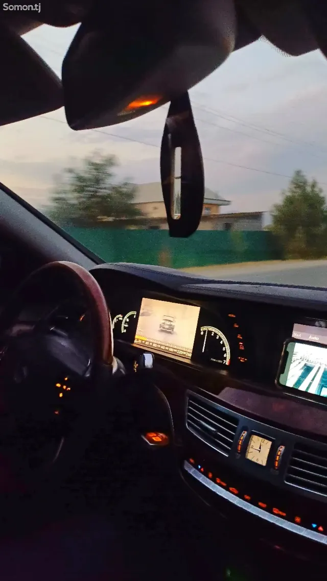 Mercedes-Benz S class 2007 · 5.5 AT
