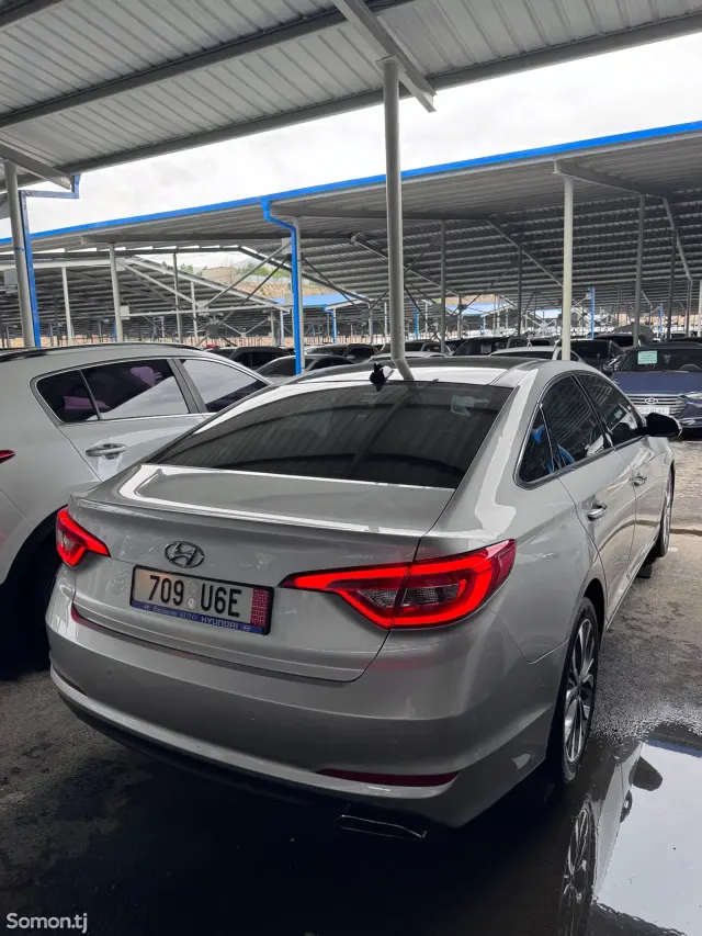Hyundai Sonata 2014 · 2.0 AT