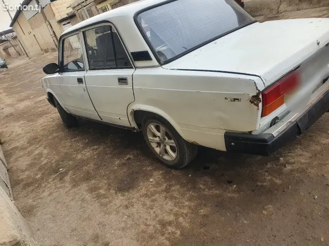 Lada (ВАЗ) 2107 2004 · 0.6 MT