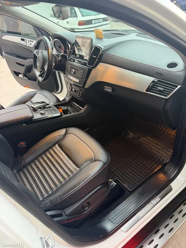 Mercedes-Benz GLE class 2017 · 3.5 AT