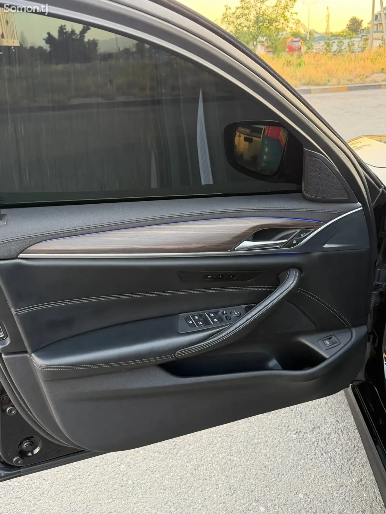 BMW 5 series 2017 · 2.0 AT