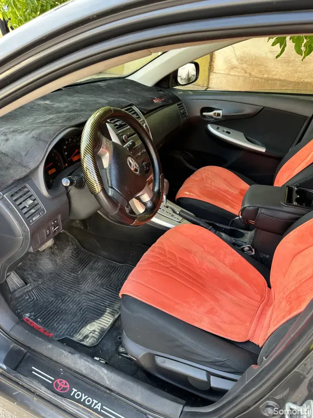 Toyota Corolla 2011 · 1.8 AT