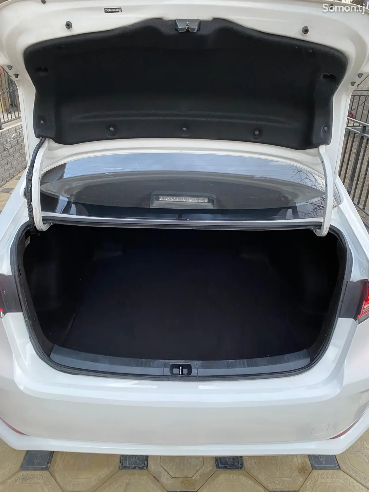 Toyota Corolla 2020 · 1.8 AT