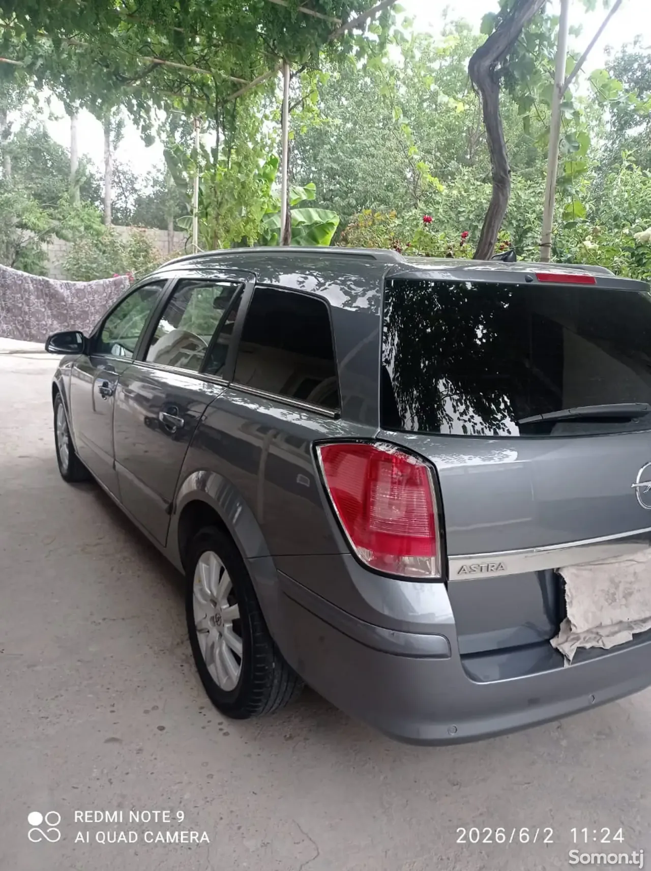 Opel Astra H 2006 · 1.9 MT