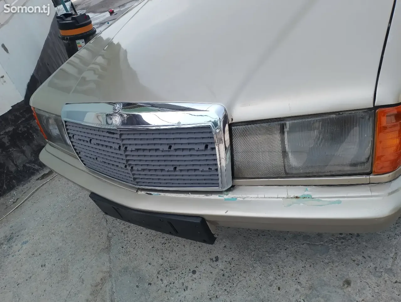 Mercedes-Benz W201 1988 · 1.8 MT