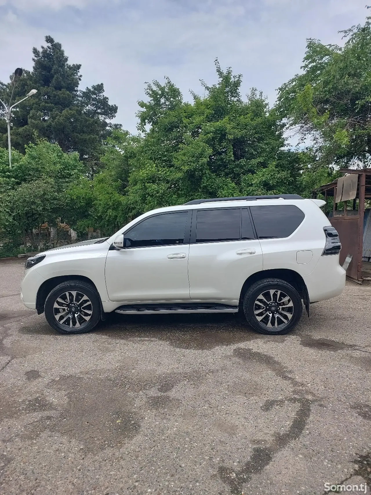Toyota Land Cruiser Prado 2017 · 3.0 AT