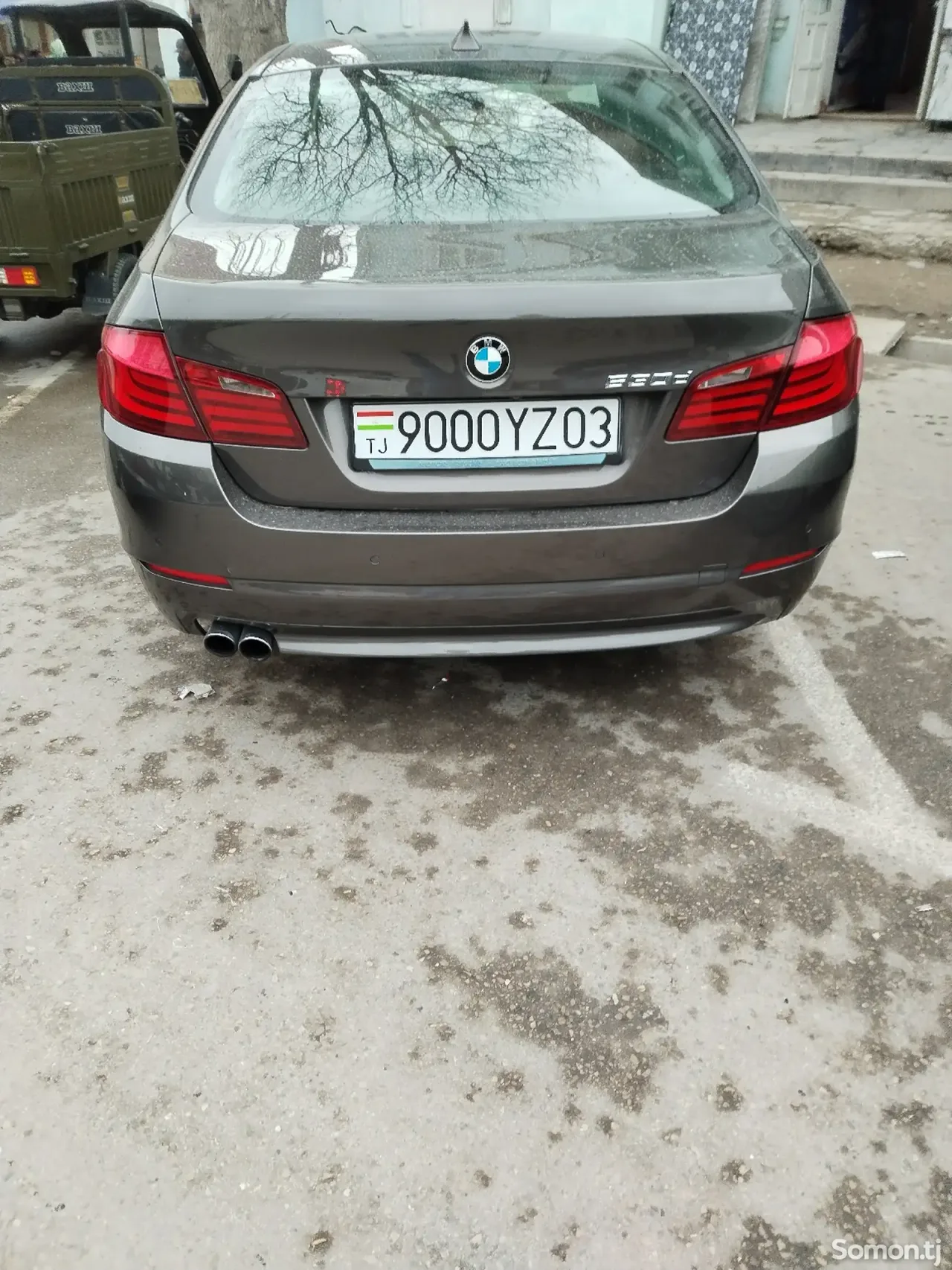 BMW 5 series 2011 · 3.0 AT