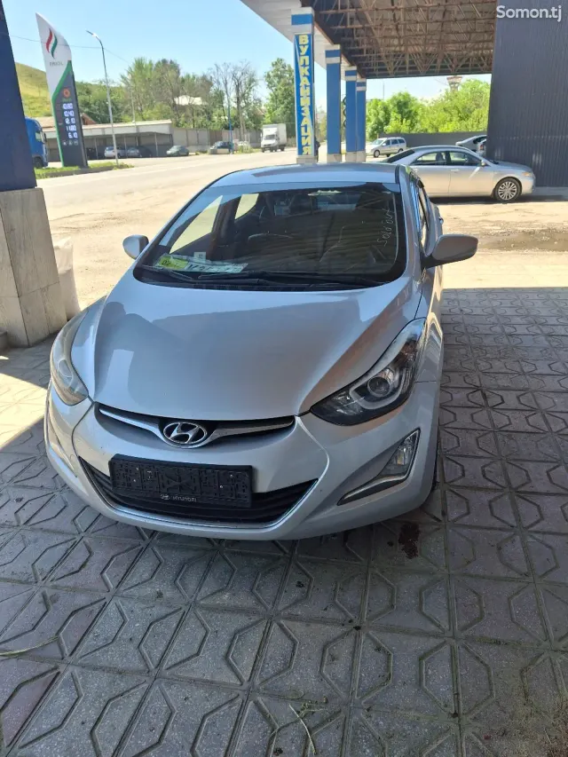 Hyundai Avante 2014 · 1.6 AT
