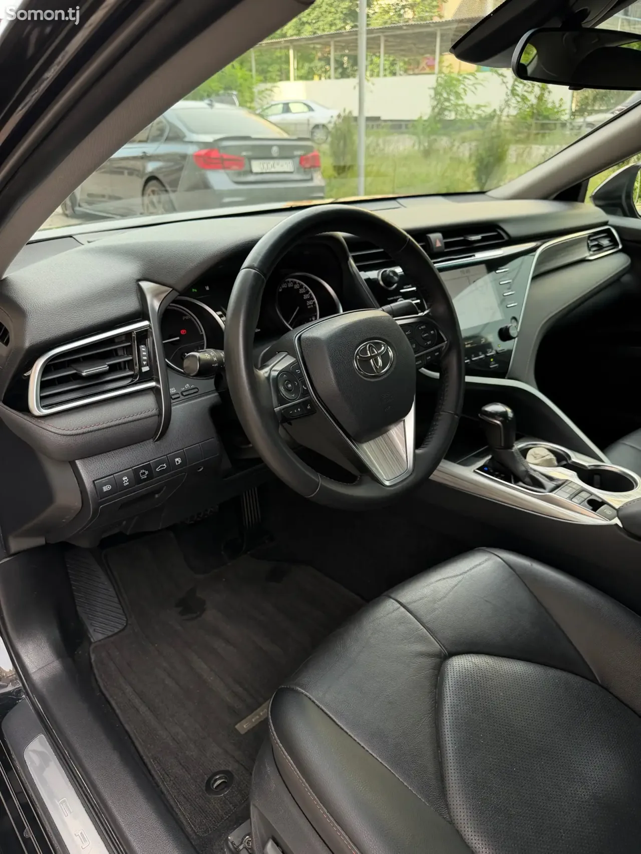 Toyota Camry 2018 · 2.5 AT