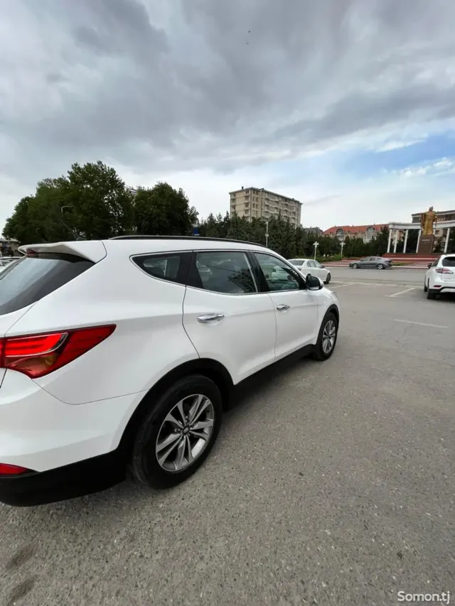 Hyundai Santa Fe 2014 · 2.0 AT