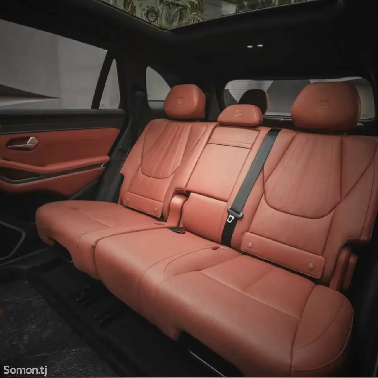 BYD Tang 2025 · AT