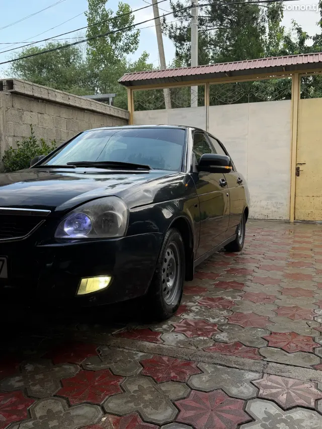 Lada (ВАЗ) Priora 2009 · 1.7 MT