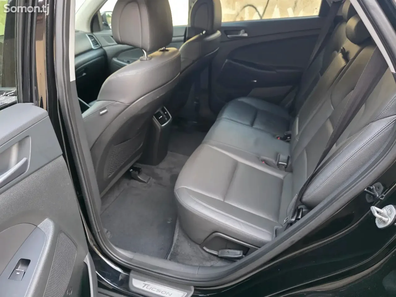 Hyundai Tucson 2016 · 1.6 AT