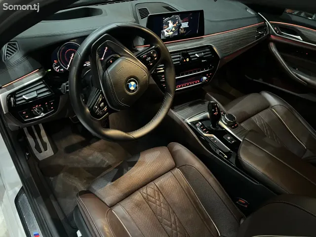 BMW 5 series 2017 · 2.0 AT