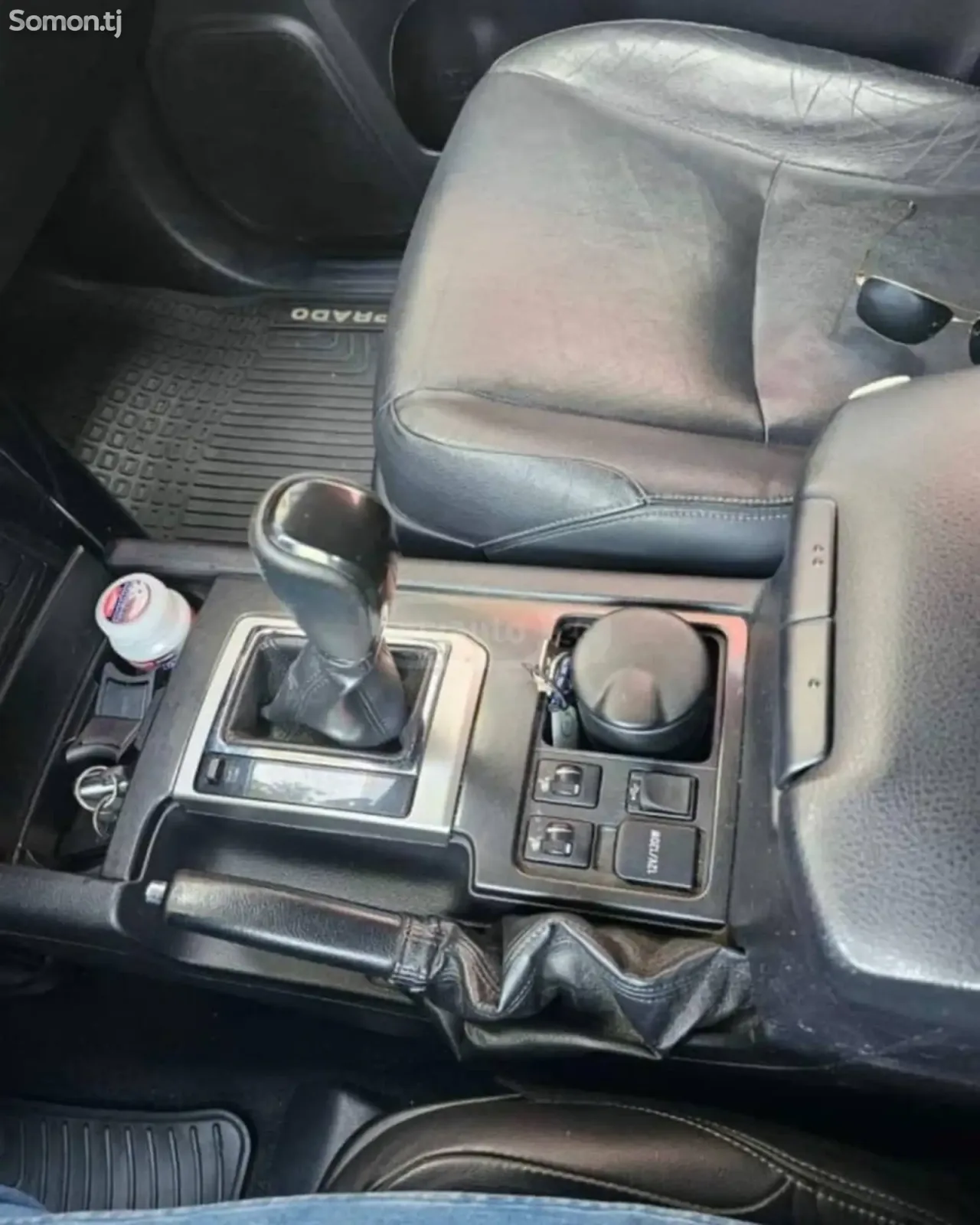 Toyota Land Cruiser Prado 2016 · 4.7 AT