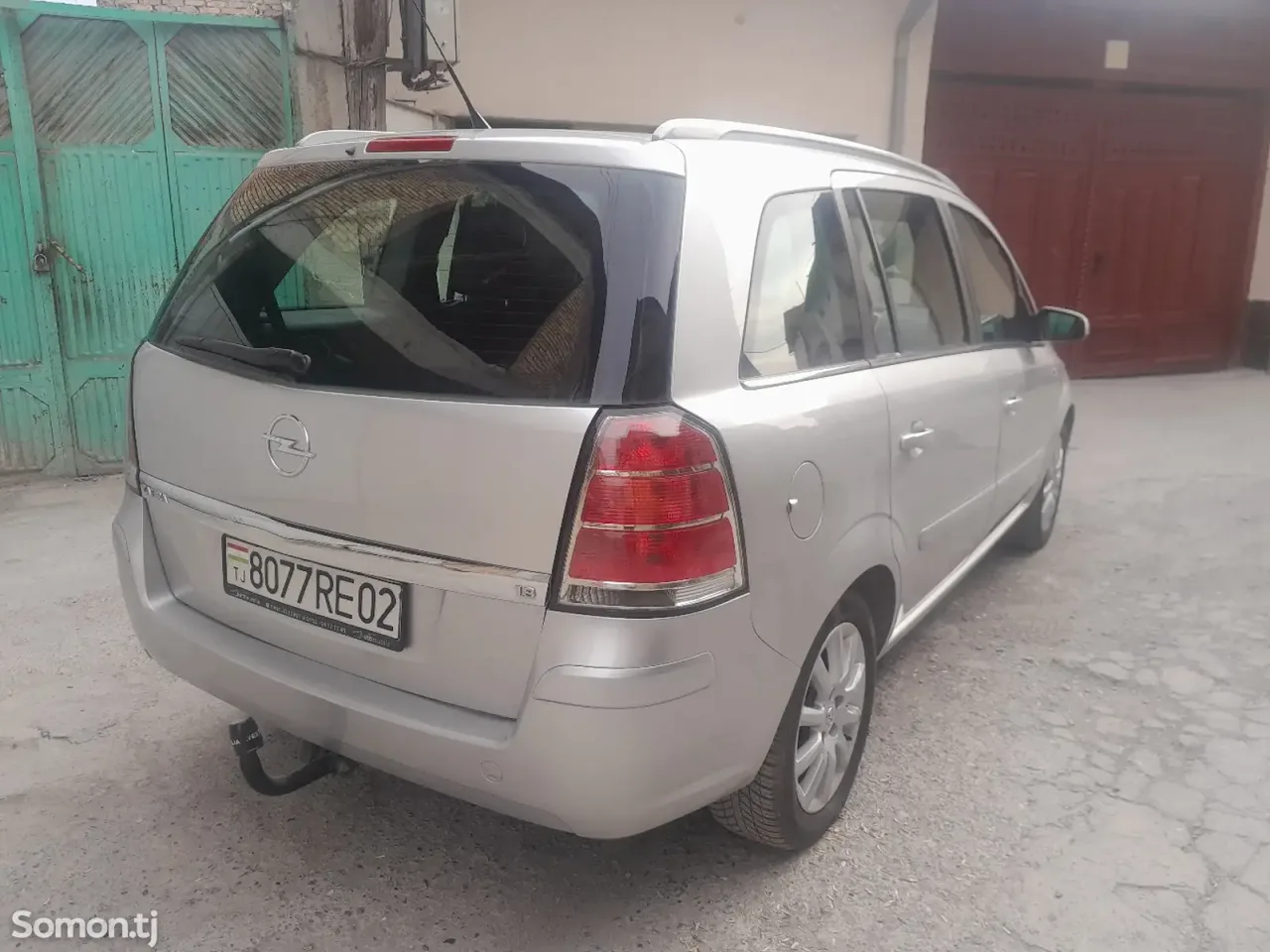 Opel Zafira 2006 · 1.8 MT