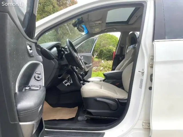Hyundai Santa Fe 2014 · 2.4 AT