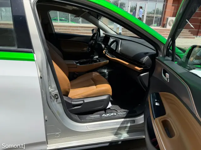 GAC Aion S 2020 · AT