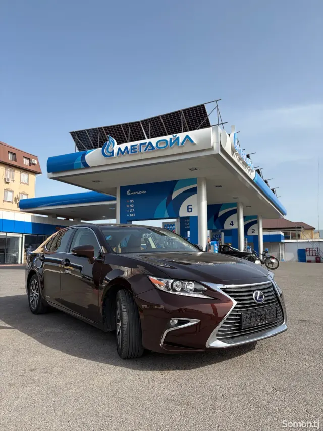 Lexus ES series 2016 · 3.0 AT