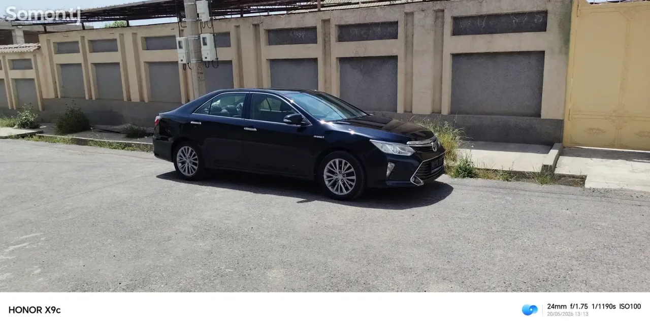 Toyota Camry 2016 · 2.5 AT