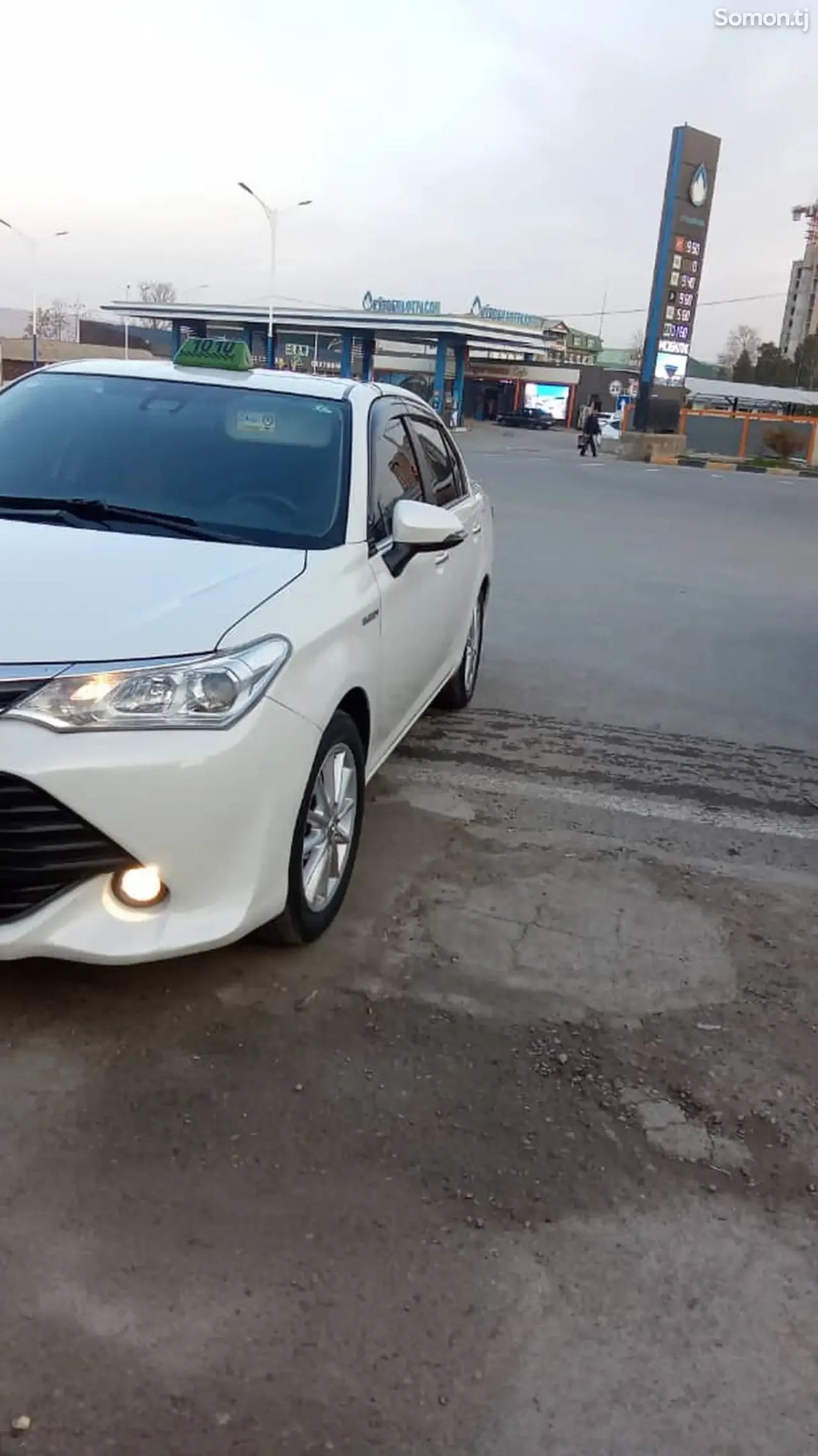 Toyota Axio 2015 · 1.5 AT