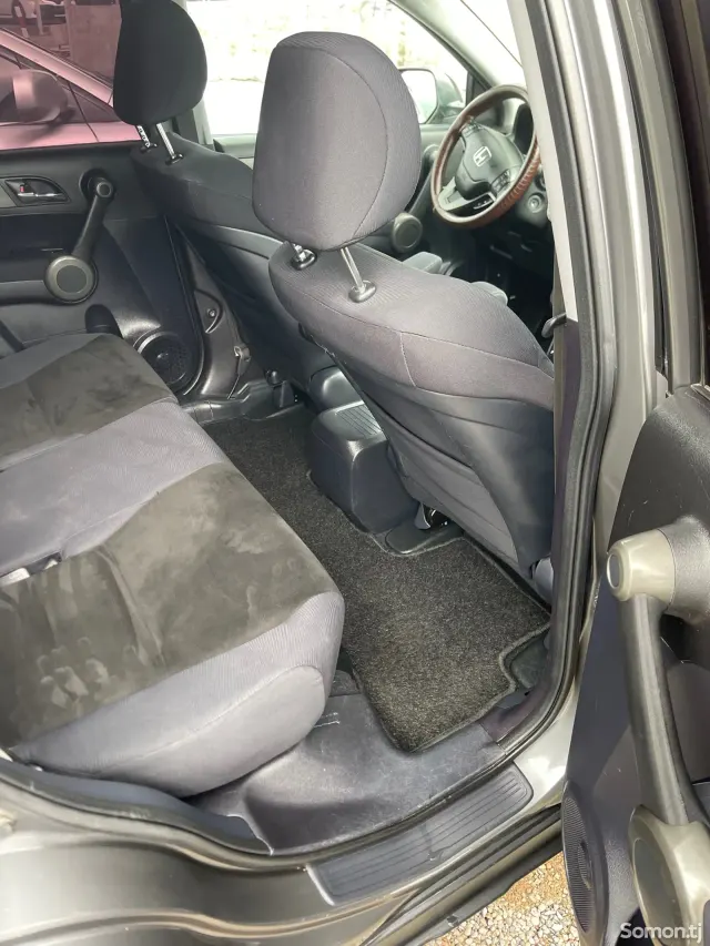 Honda CR-V 2012 · 2.2 AT