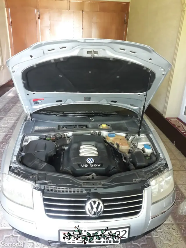 Volkswagen Passat 2001 · 2.8 AT