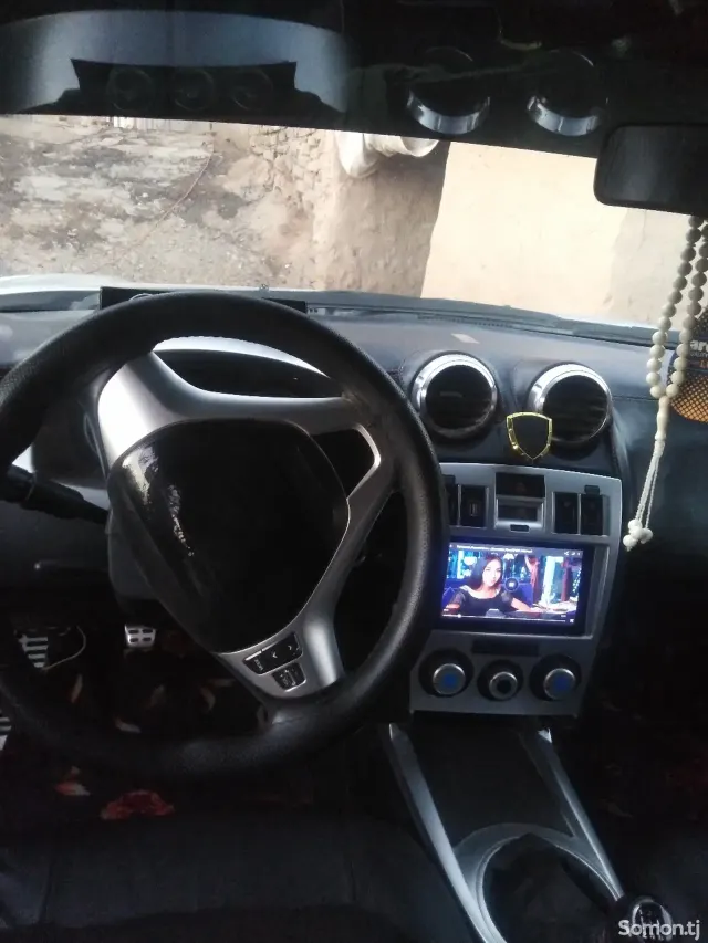 Hyundai Avante 2004 · 2.0 MT