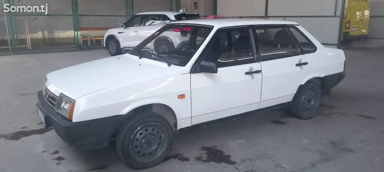 Lada (ВАЗ) 2109 1999 · 1.6 MT