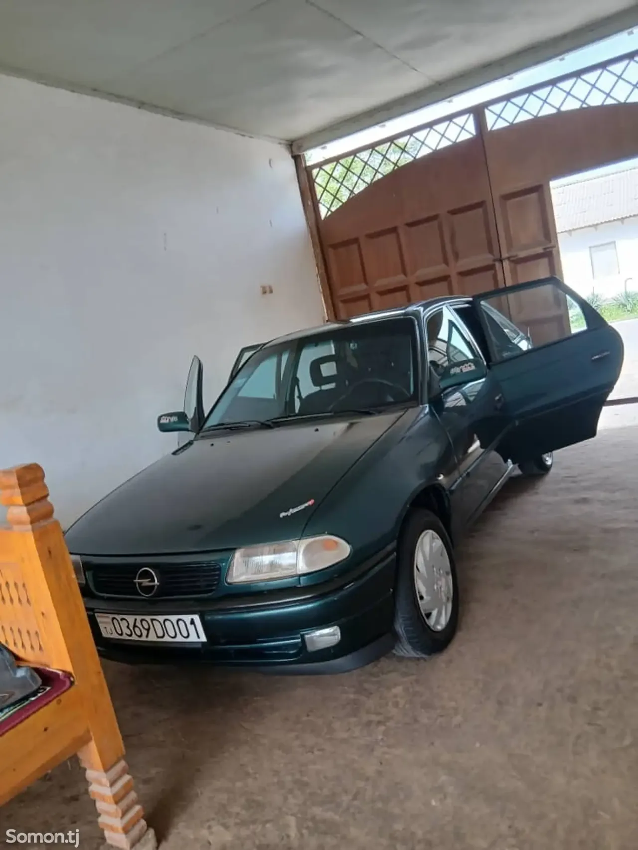 Opel Astra F 1995 · 1.6 MT