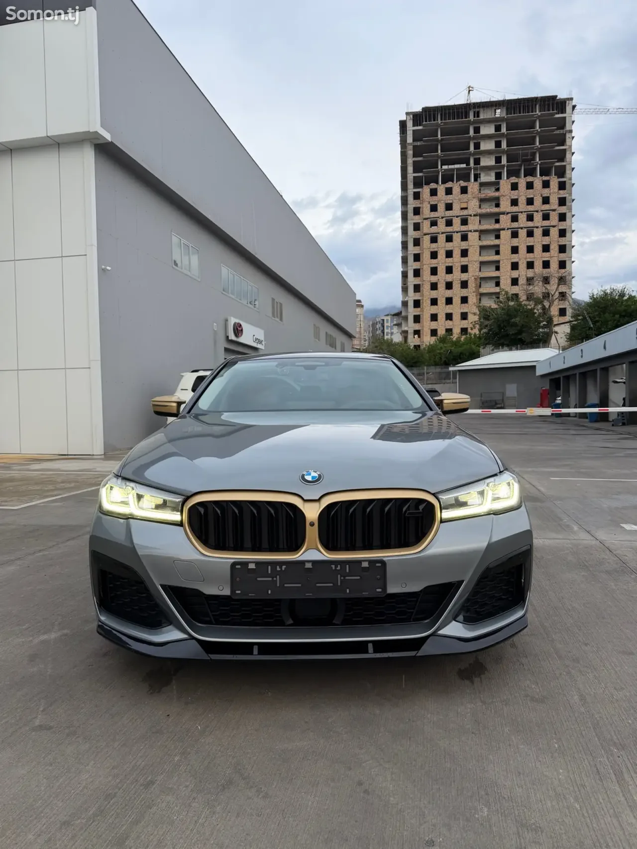 BMW 5 series 2023 · 2.0 AT