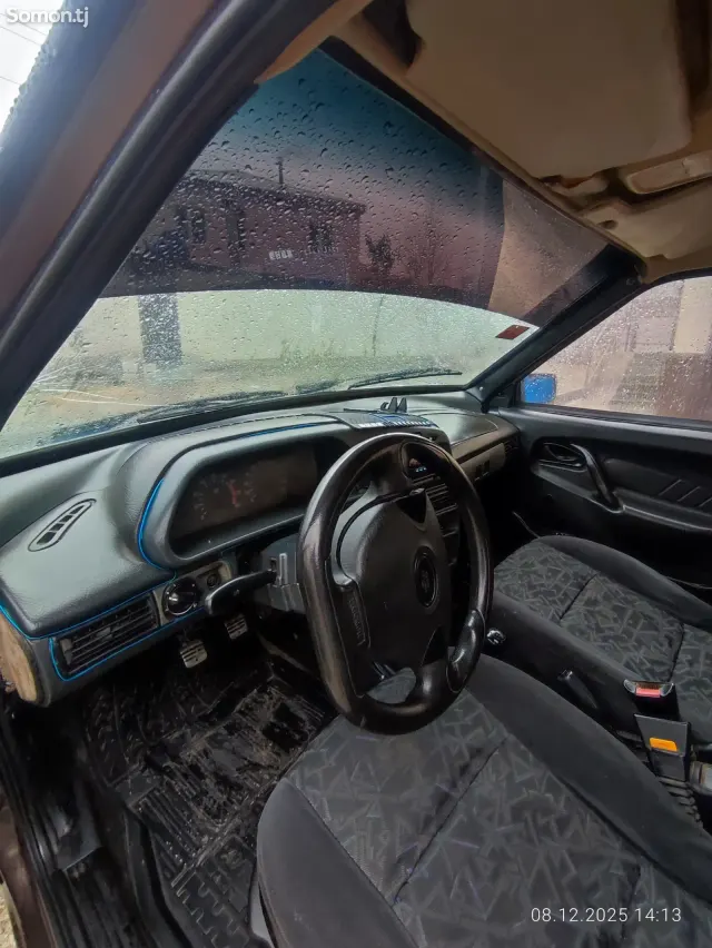 Lada (ВАЗ) 2109 1988 · 1.7 MT