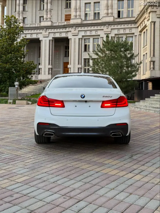 BMW 5 series 2018 · 2.0 AT