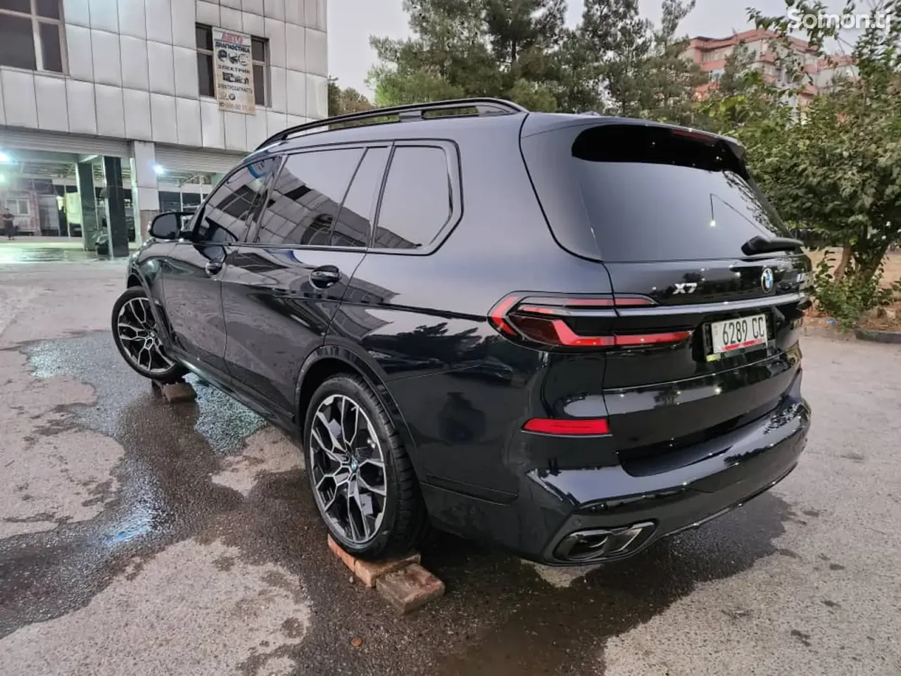 BMW X7 2025 · 4.0 AT