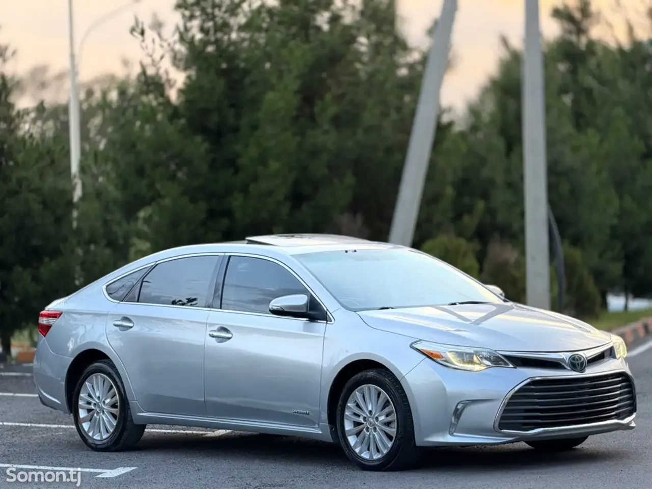 Toyota Avalon 2015 · 2.5 AT