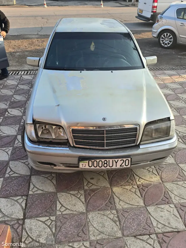 Mercedes-Benz C class 1999 · 1.8 MT