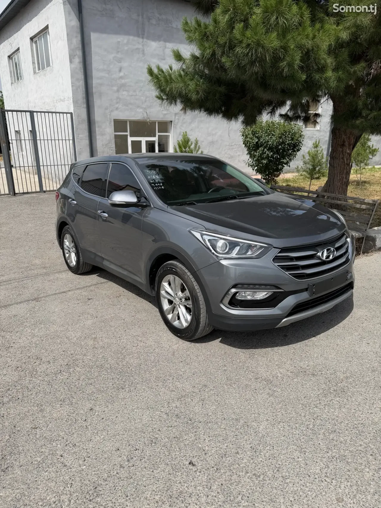 Hyundai Santa Fe 2016 · 2.0 AT