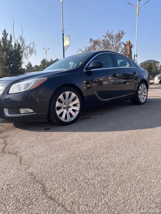 Buick Regal 2011 · AT