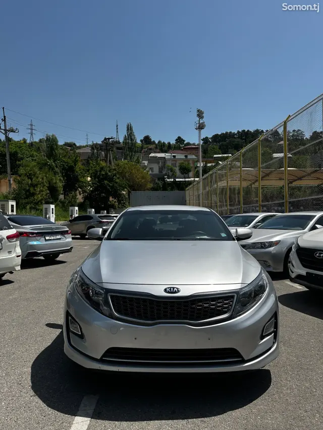Kia K5 2015 · 2.0 AT