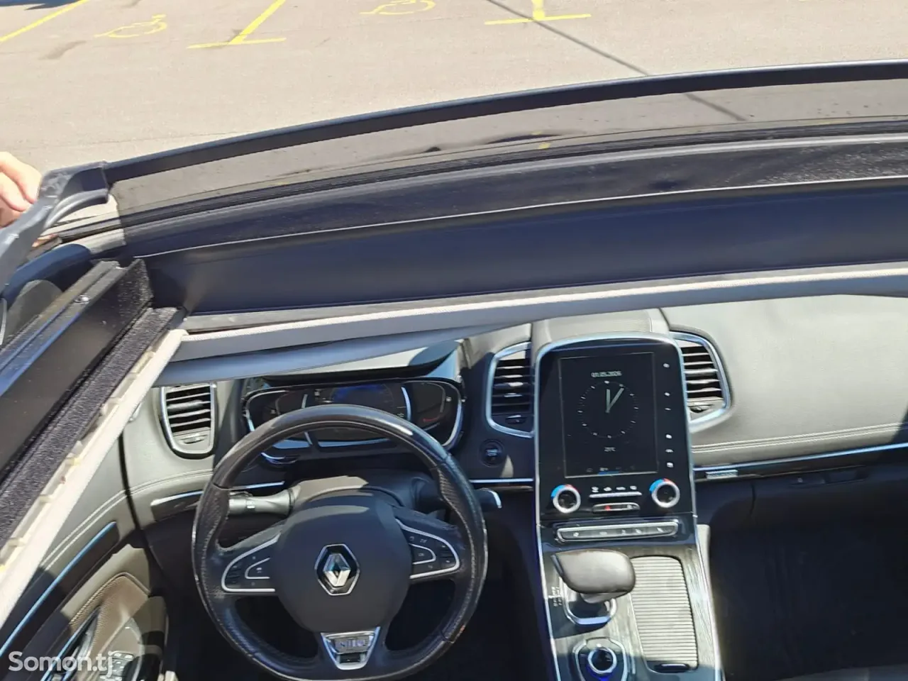Renault Espace 2017 · 1.6 AT
