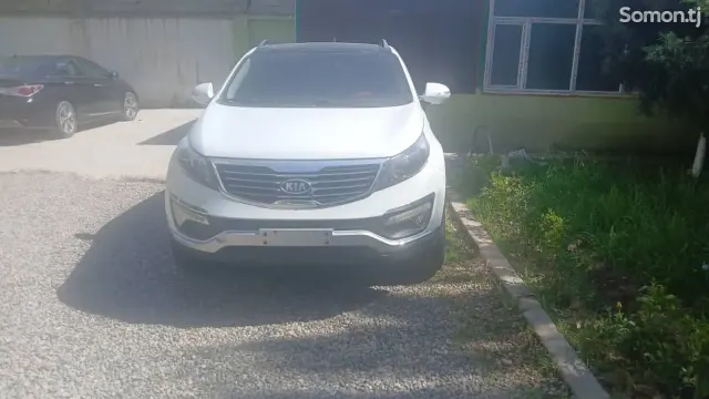 Kia Sportage 2015 · 2.0 AT